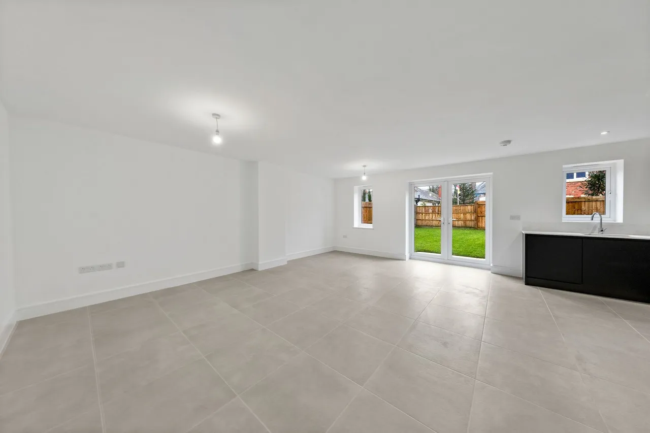 Halis Court, Hale Village, Liverpool, Liverpool, L24 4BF, photo 4