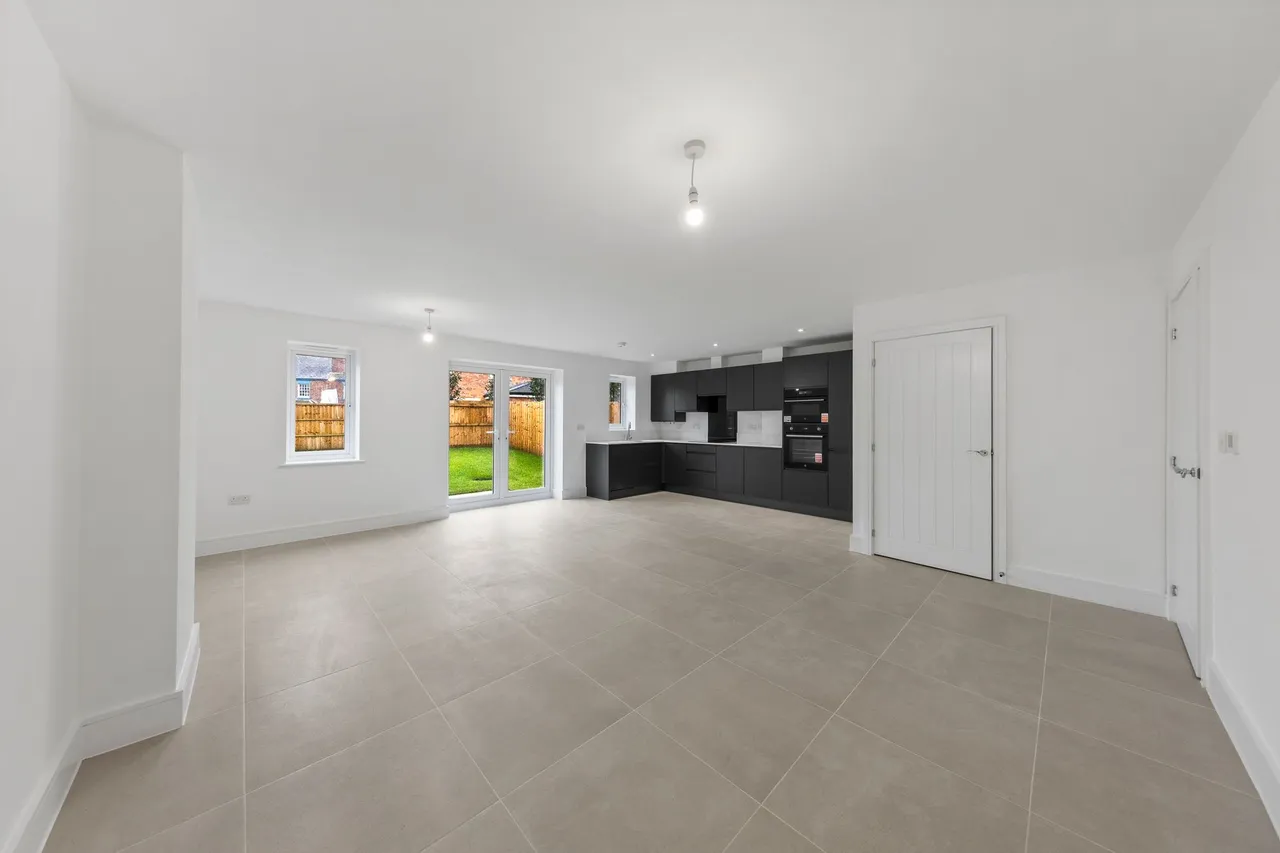 Halis Court, Hale Village, Liverpool, Liverpool, L24 4BF, photo 5