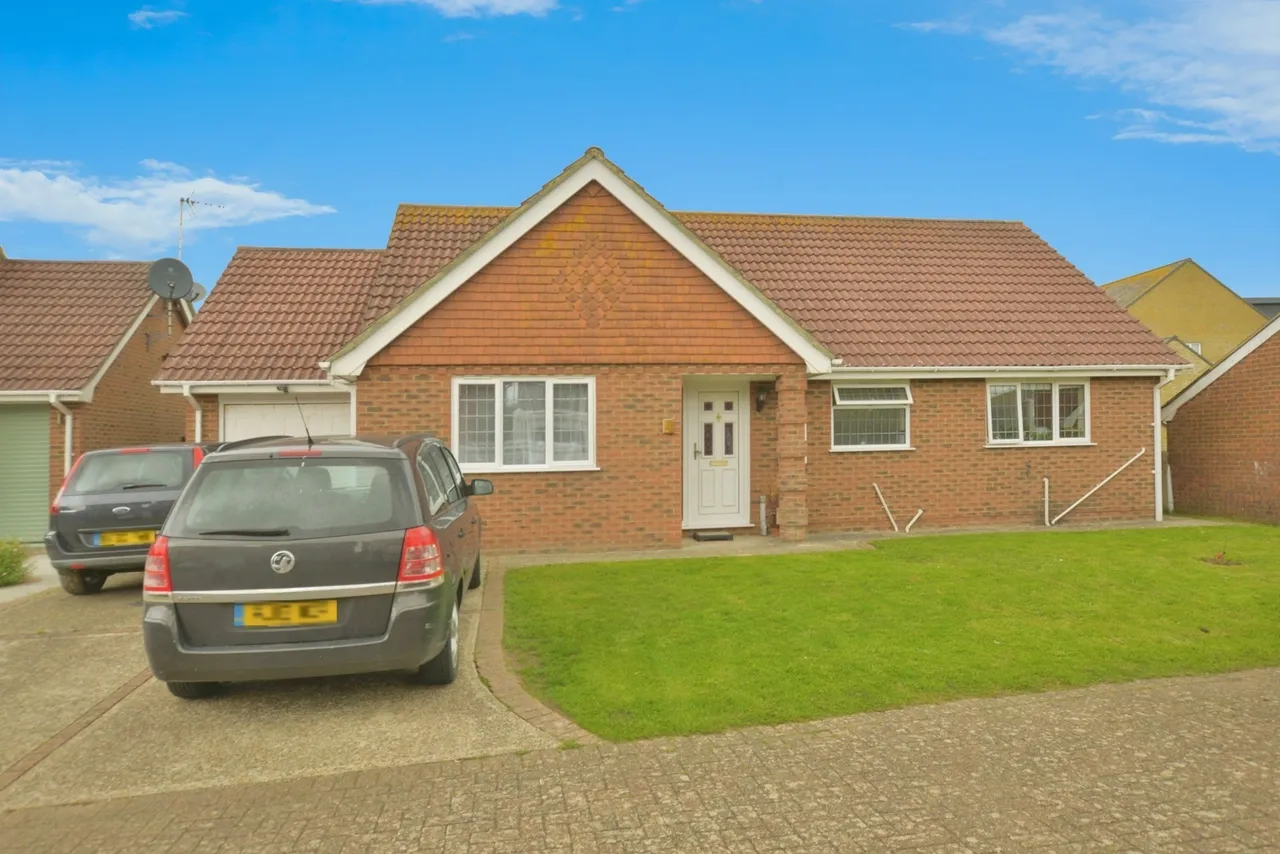 3 bed house for sale — Drakes Lee, Littlestone, New Romney, Kent, TN28
