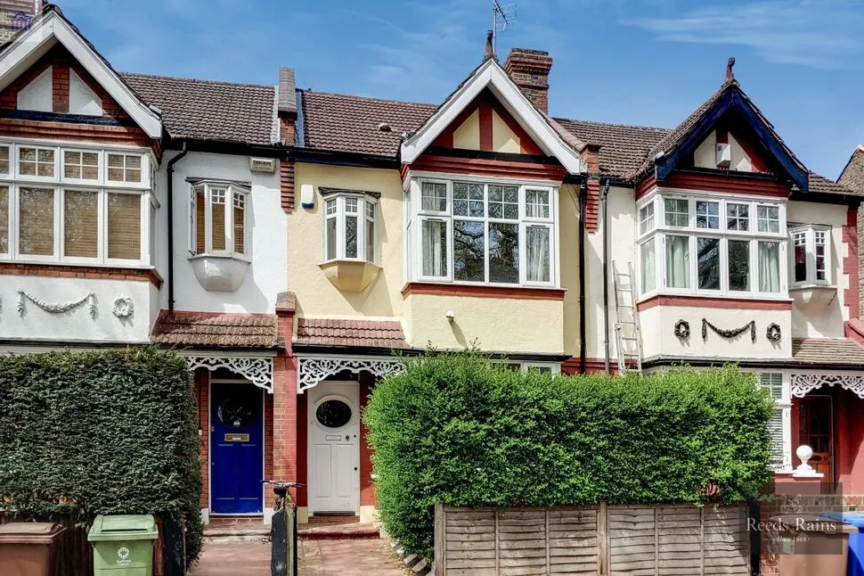 4 bed house to rent — Doddington Grove, London, SE17