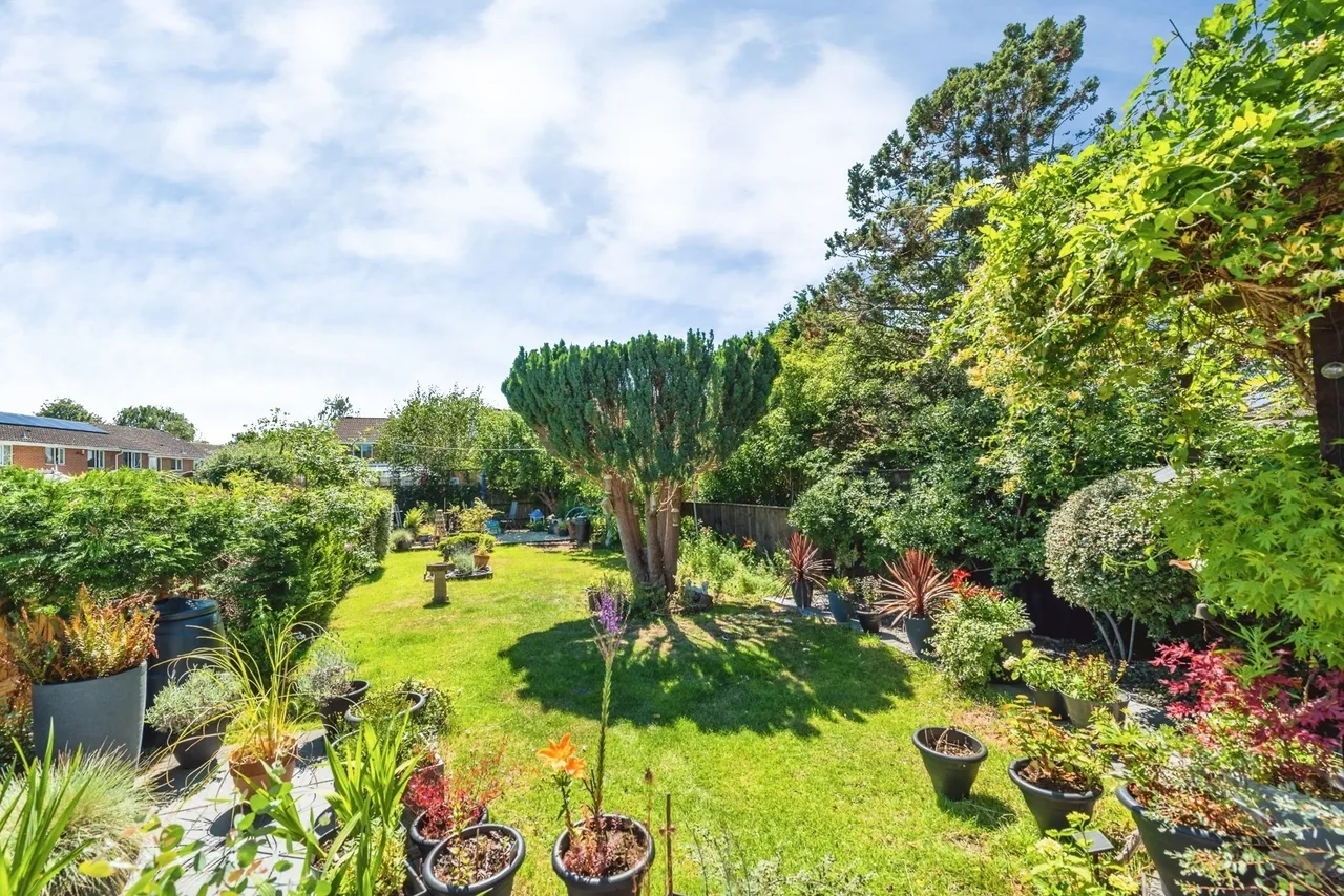 Wills Avenue, SWINDON, Wiltshire, SN1, photo 7