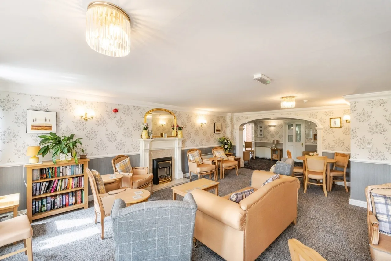 Ellesmere Road, Culcheth, Warrington, Cheshire, WA3, photo 10