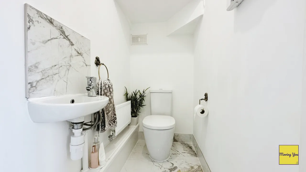 Clos Y Lili, Coity, Bridgend, Mid Glamorgan, photo 9