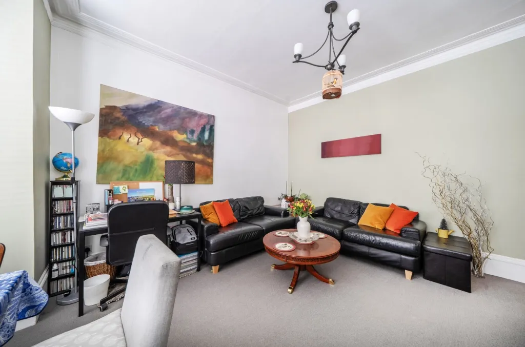 Finchley Road, Hampstead, NW3, photo 9