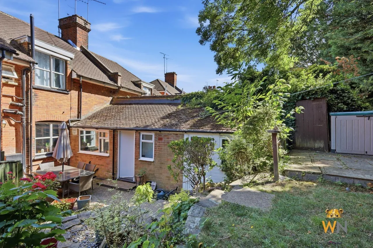 Rayleigh Road, Hutton, CM13, photo 20