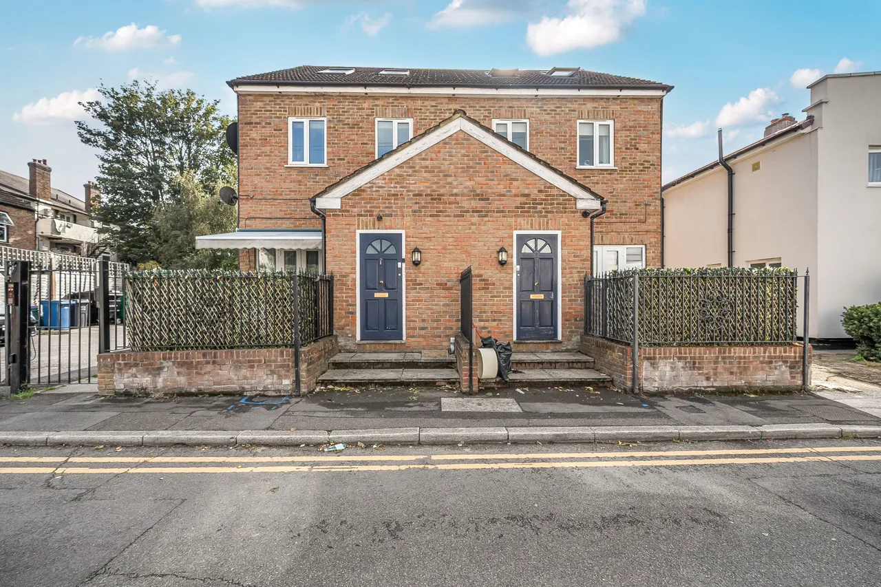 2 bed flat for sale — Flat 1, 1c Taffy's How, Mitcham