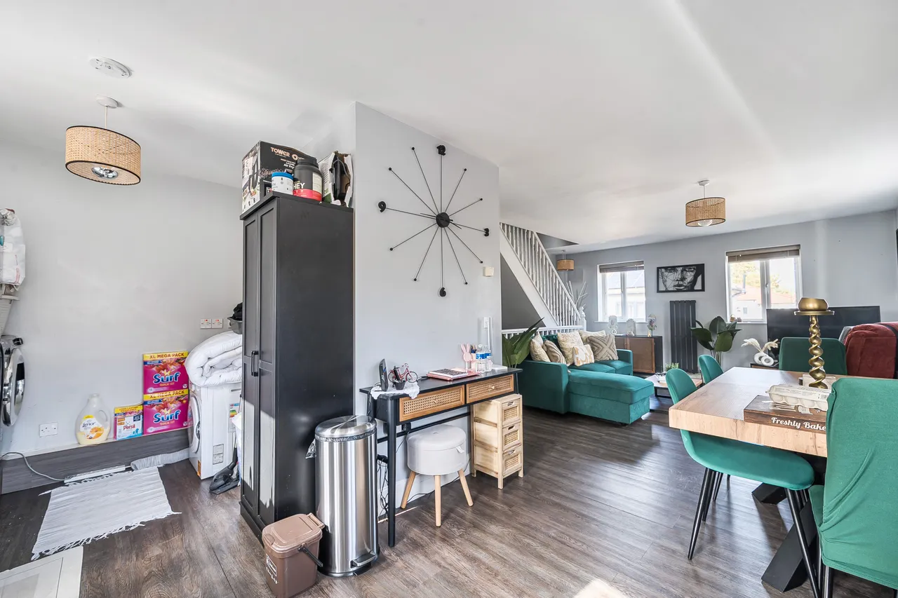 Flat 1, 1c Taffy's How, Mitcham, photo 5
