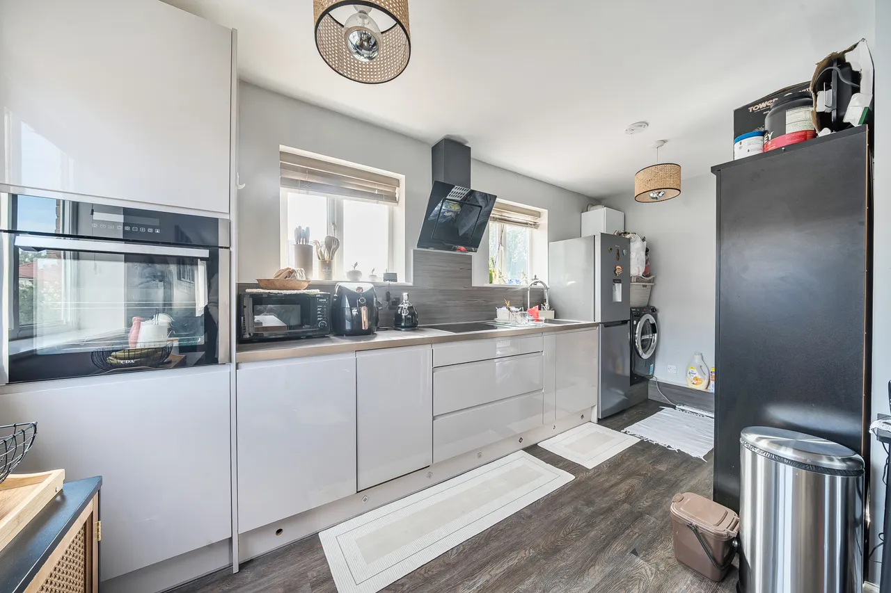 Flat 1, 1c Taffy's How, Mitcham, photo 6