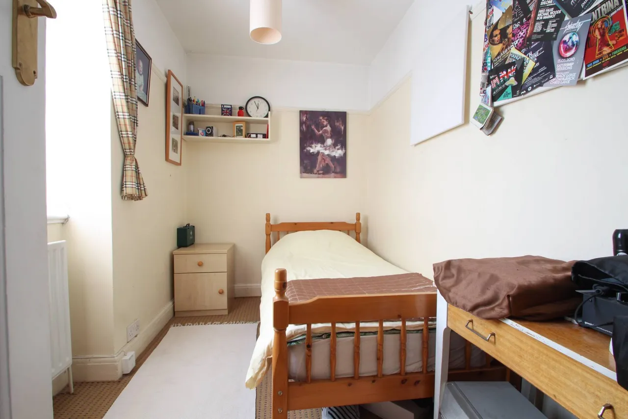 Lawford Gardens, Dartford, photo 10