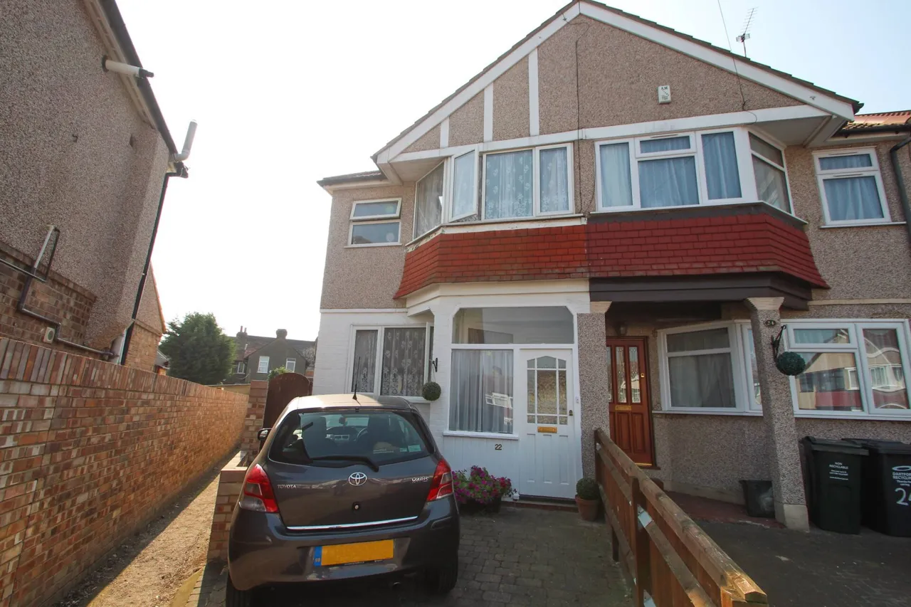 Lawford Gardens, Dartford, photo 2