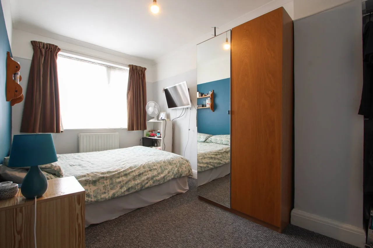 Lawford Gardens, Dartford, photo 9