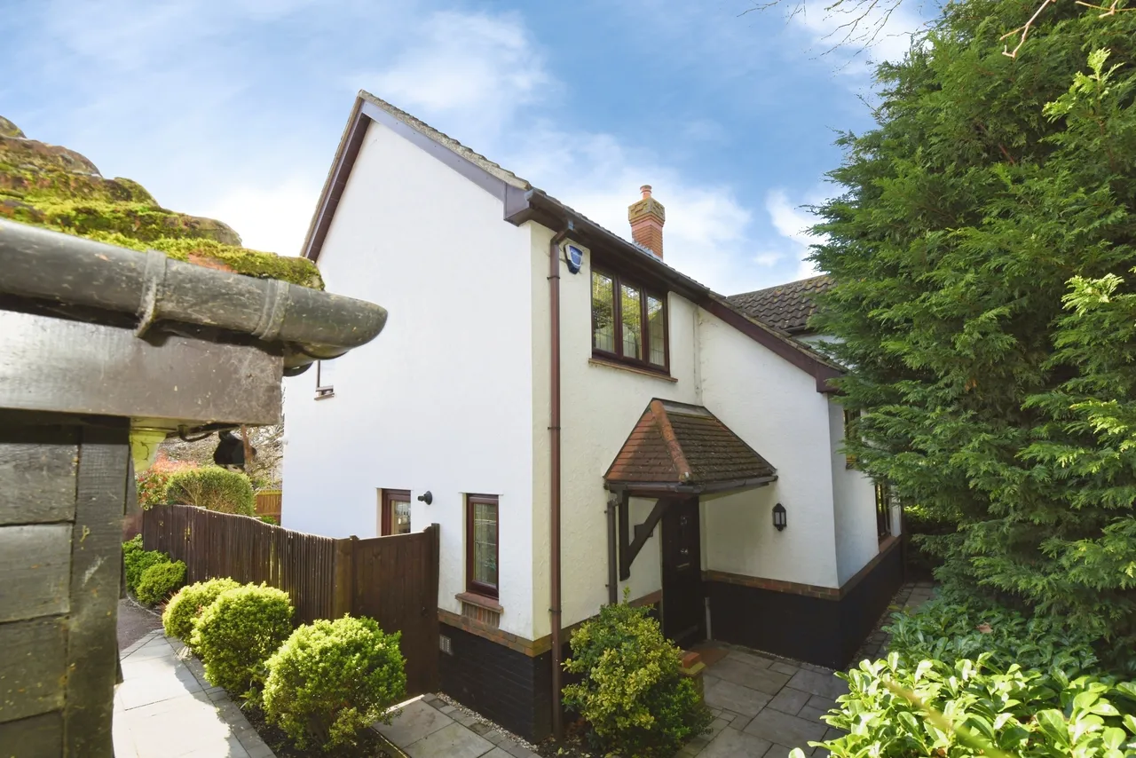 4 bed house to rent, The Pines, Basildon, SS15