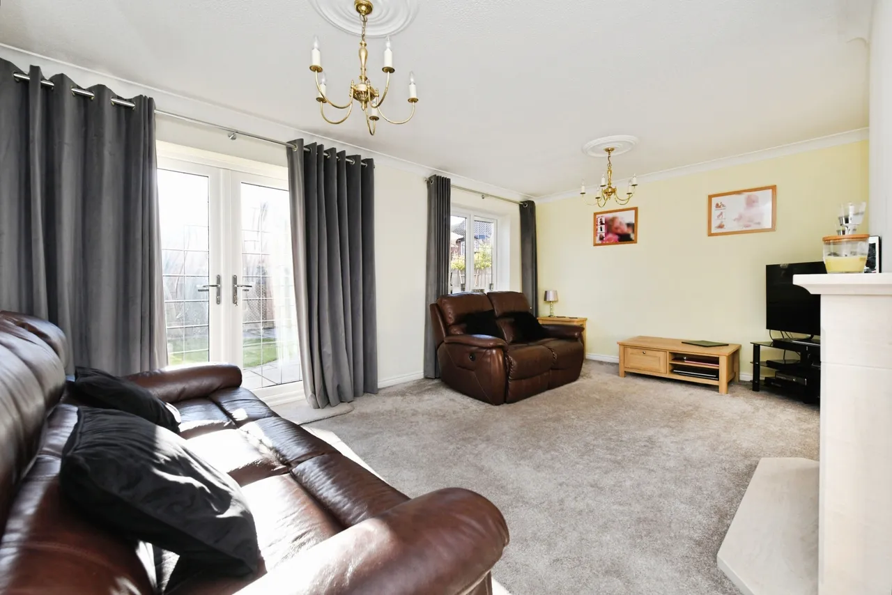 The Pines, Basildon, SS15, photo 2