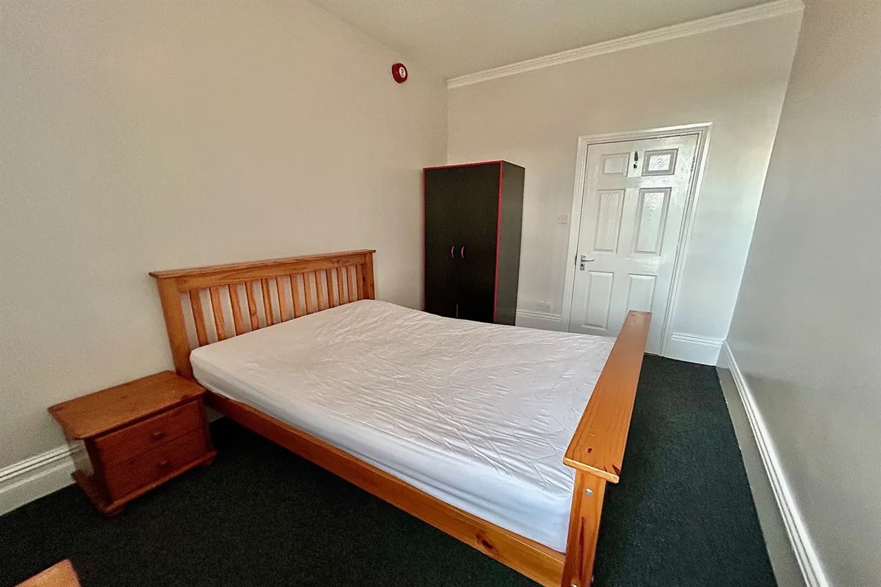 Wilmslow Road, Manchester, photo 15