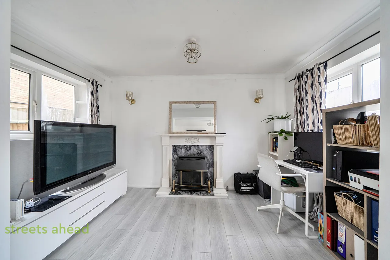 Sutton Gardens, Croydon, CR0, photo 16