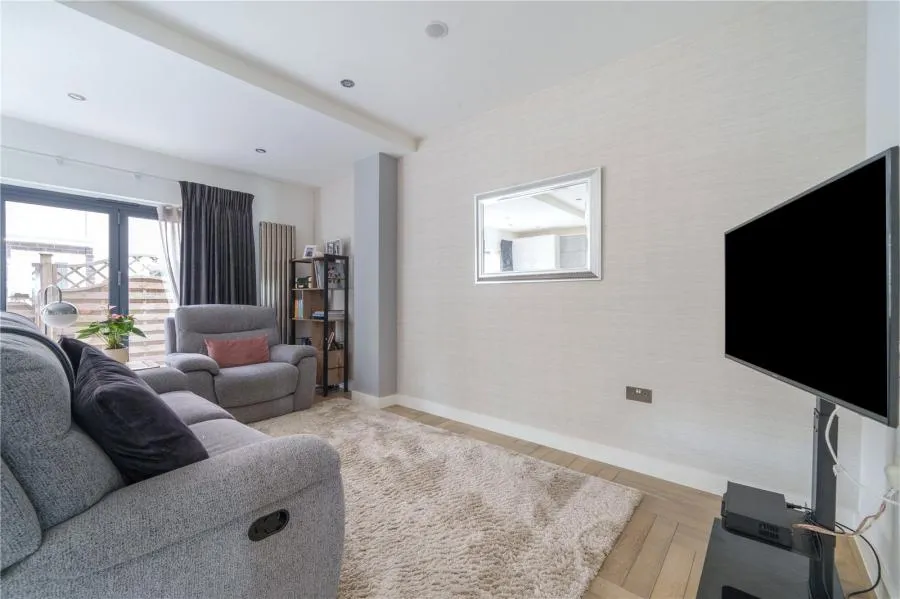 Smithys Mews, London, E10, photo 9