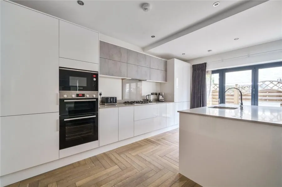 Smithys Mews, London, E10, photo 8