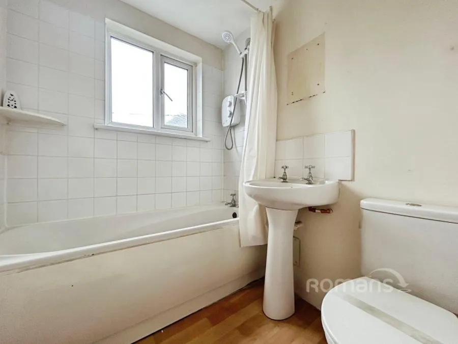 Reading Road South, Fleet, GU52, photo 4