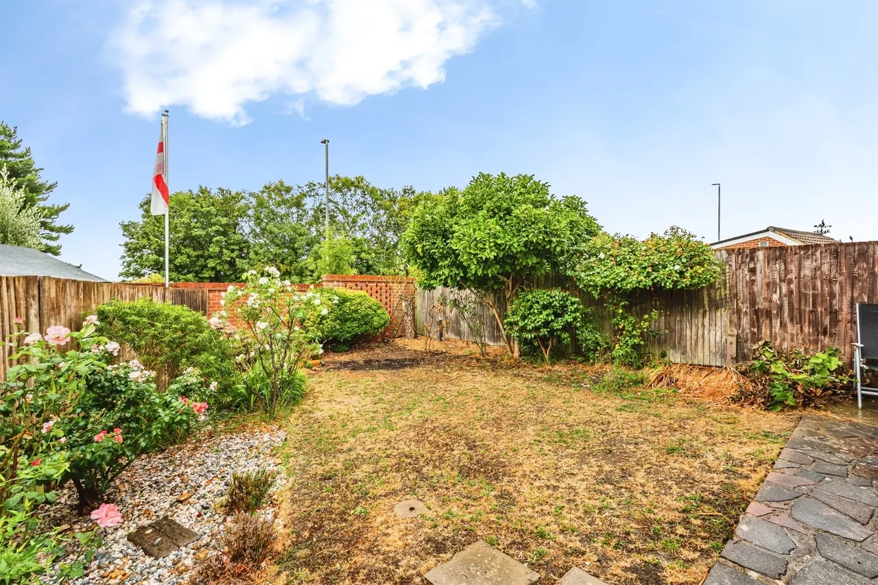 Fern Close, Eastbourne, BN23, photo 18