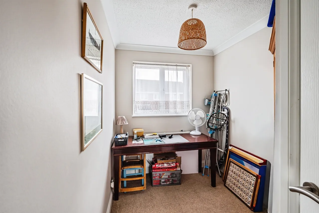 Fern Close, Eastbourne, BN23, photo 11