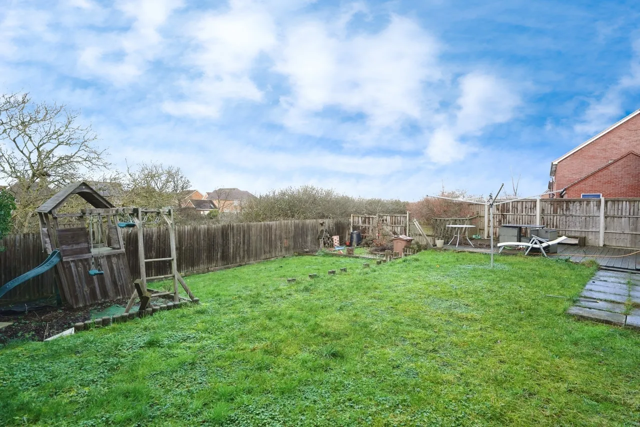 Holst Grove, Cheltenham, GL51, photo 15