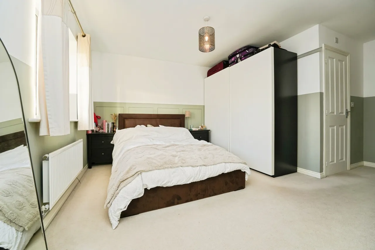 Holst Grove, Cheltenham, GL51, photo 5