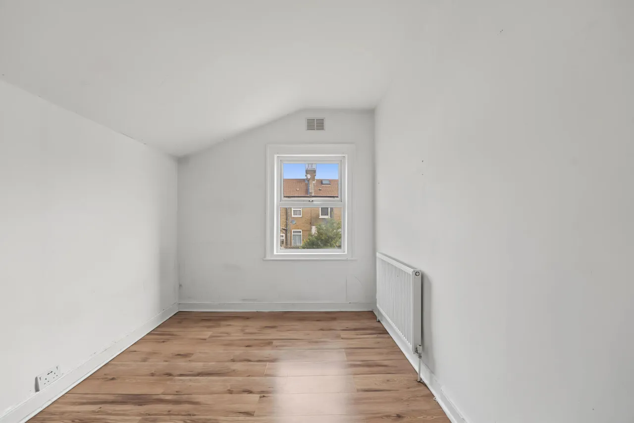 Bury Street, London, N9, photo 14