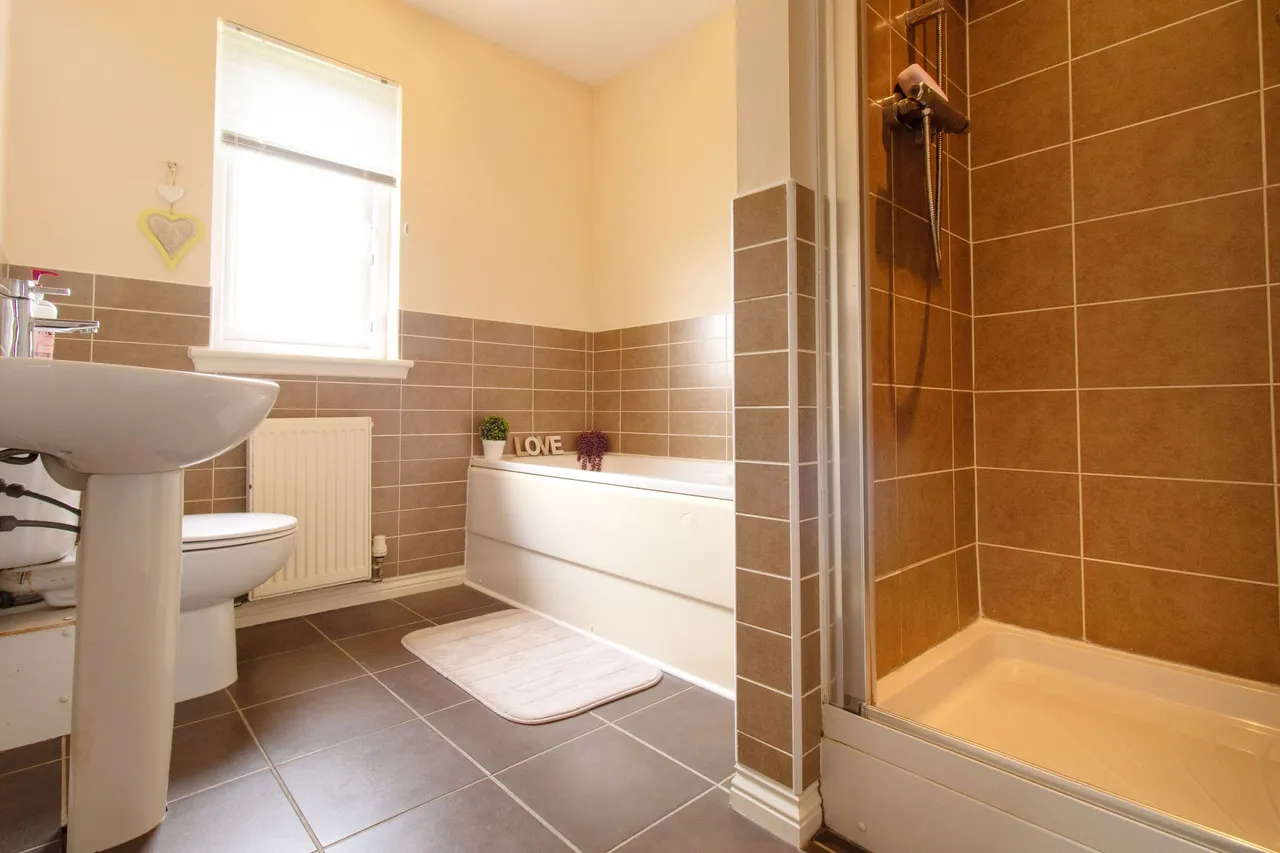 Bourtree Crescent, Law, Carluke, photo 11