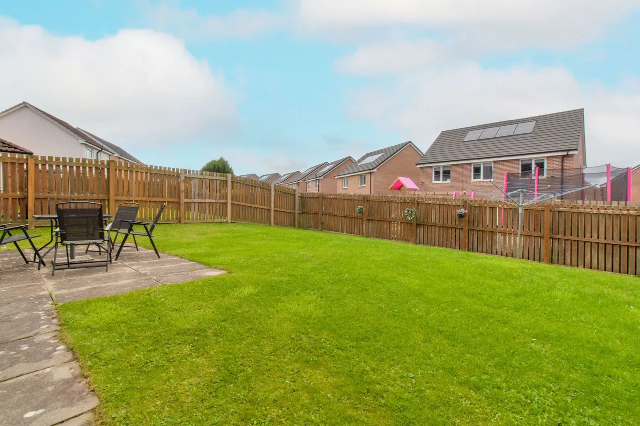 Bourtree Crescent, Law, Carluke, photo 17