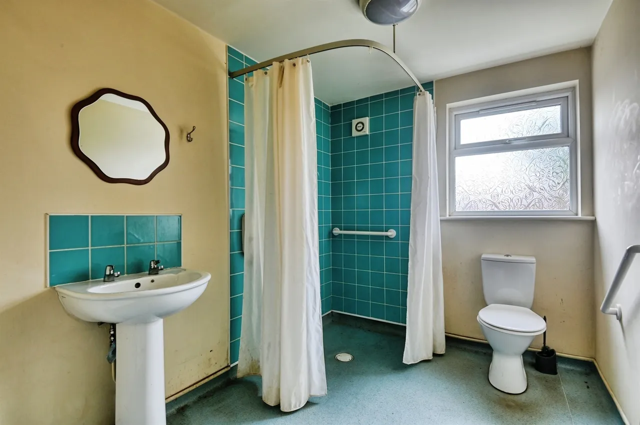 Conway Road, Fordbridge, B37, photo 8