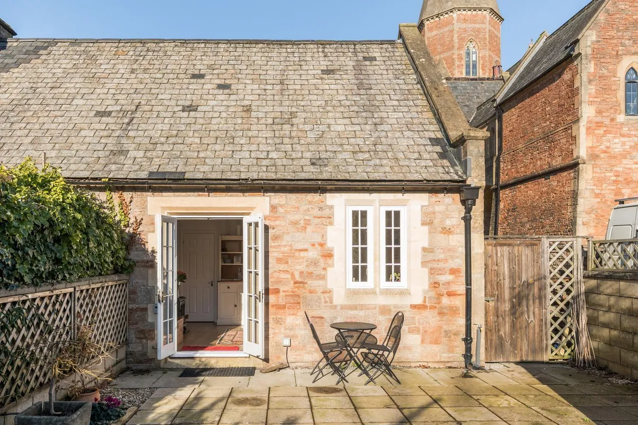 Lower Chapel Court, South Horrington Village, BA5, photo 11