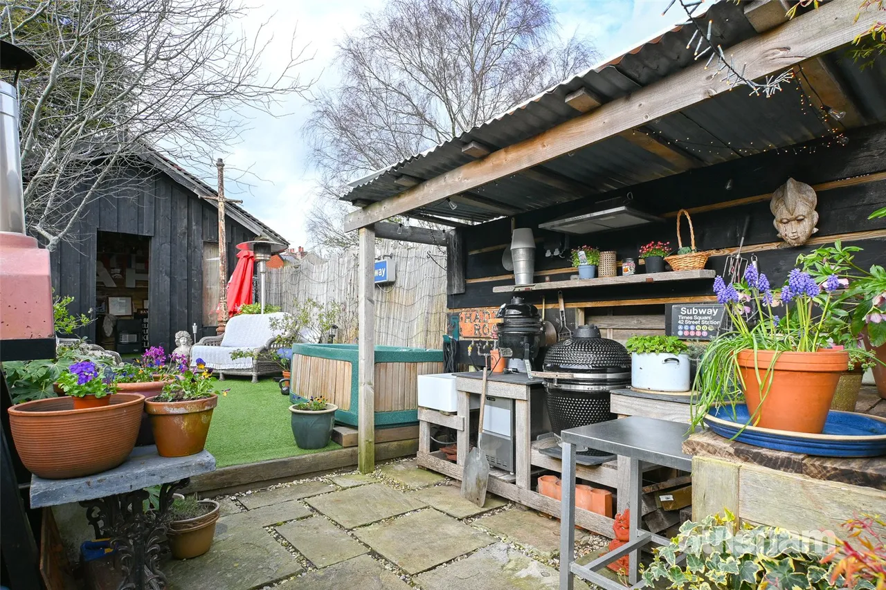 Hagley Road West, Bearwood, B67 5EZ, photo 18