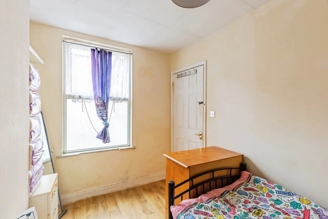 Weedon Road, Northampton, Northamptonshire, NN5, photo 8