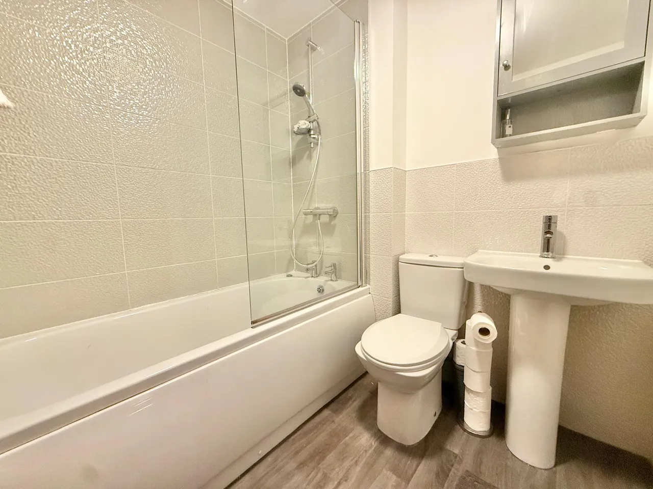 Fawcett Close, Denton, M34, photo 11