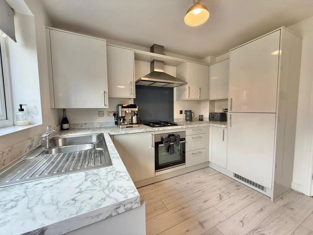 Fawcett Close, Denton, M34, photo 5