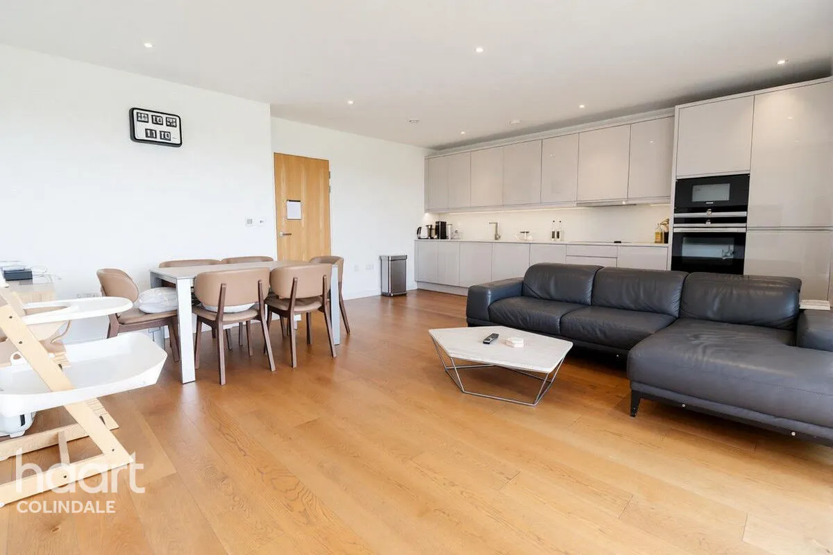Lismore Boulevard, NW9, photo 9