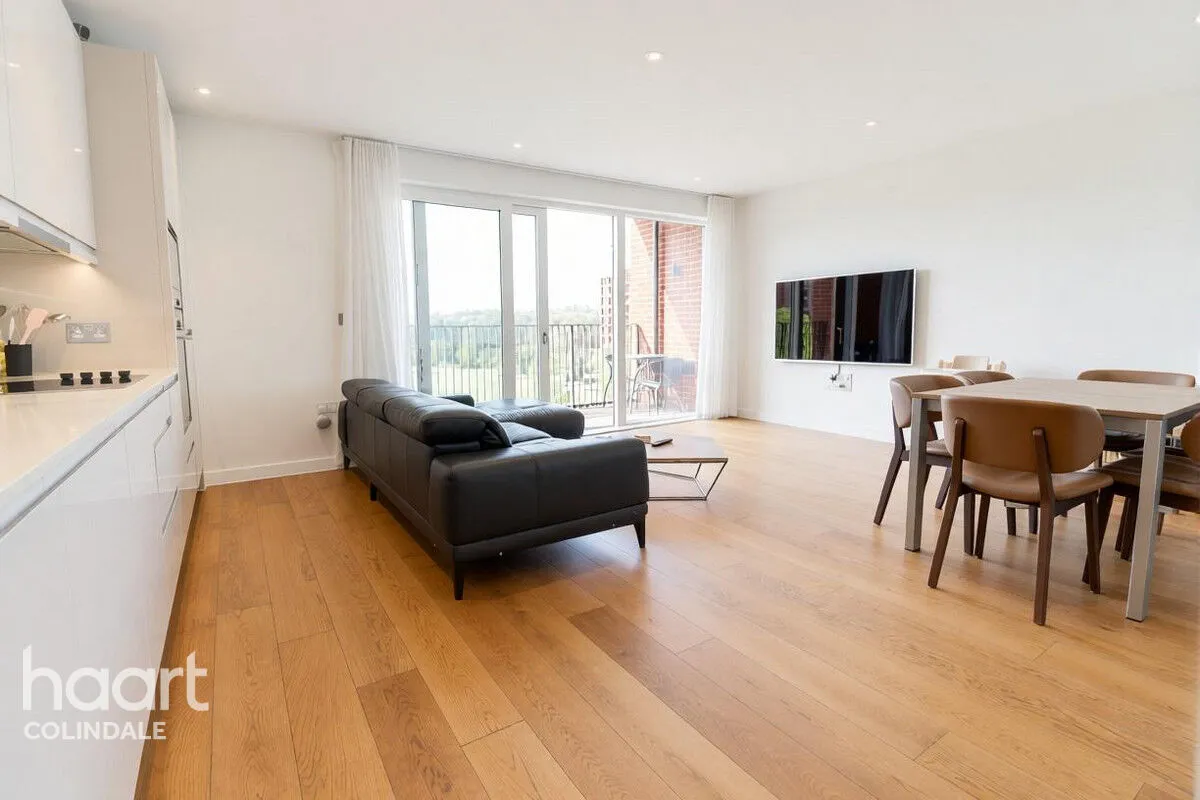 Lismore Boulevard, NW9, photo 2