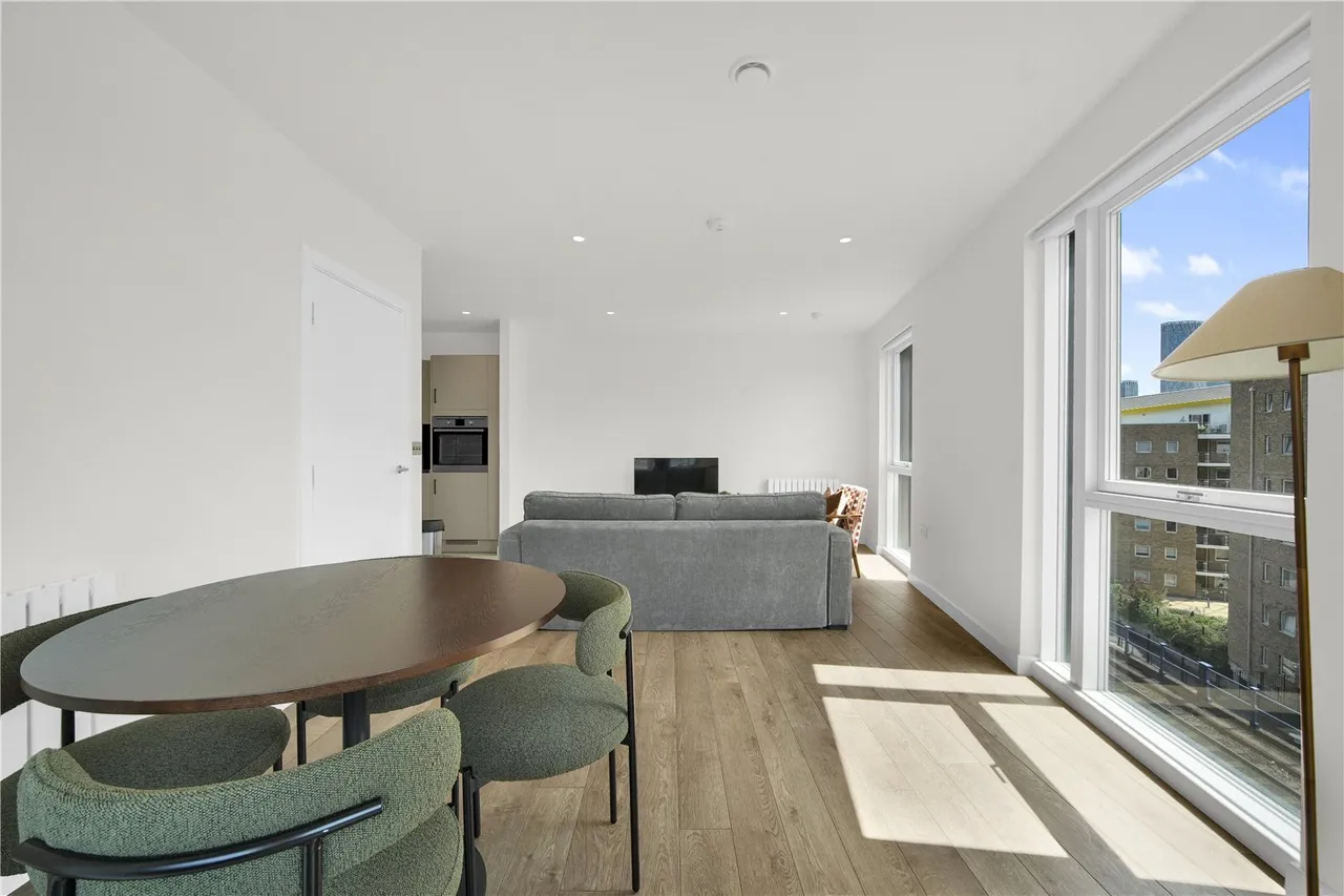 Vitruvian Court, Limehouse Basin, E14, photo 18