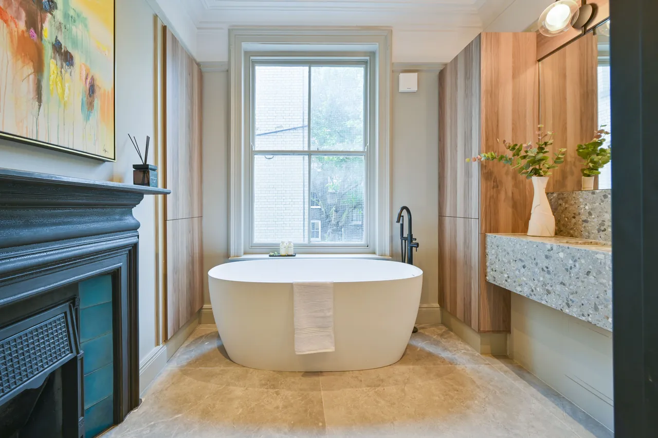 7 Bristol House, Southampton Row, London, photo 8