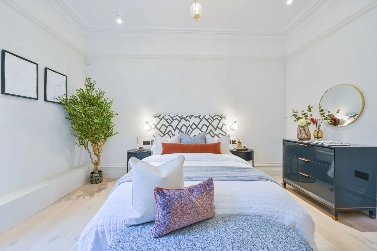 7 Bristol House, Southampton Row, London, photo 9