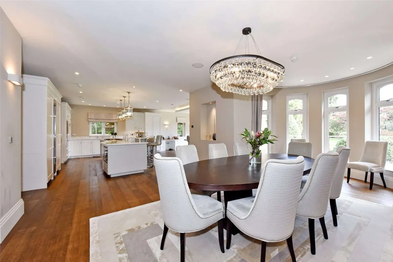 Oxshott Rise, Cobham, Surrey, KT11 2RN, photo 6