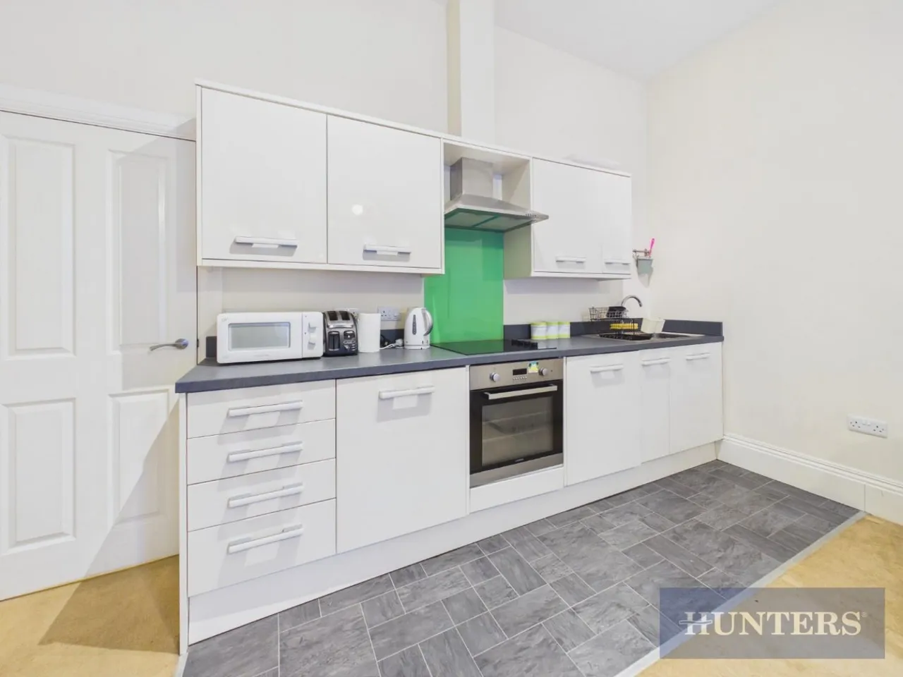 Grosvenor Crescent, Scarborough, YO11, photo 4