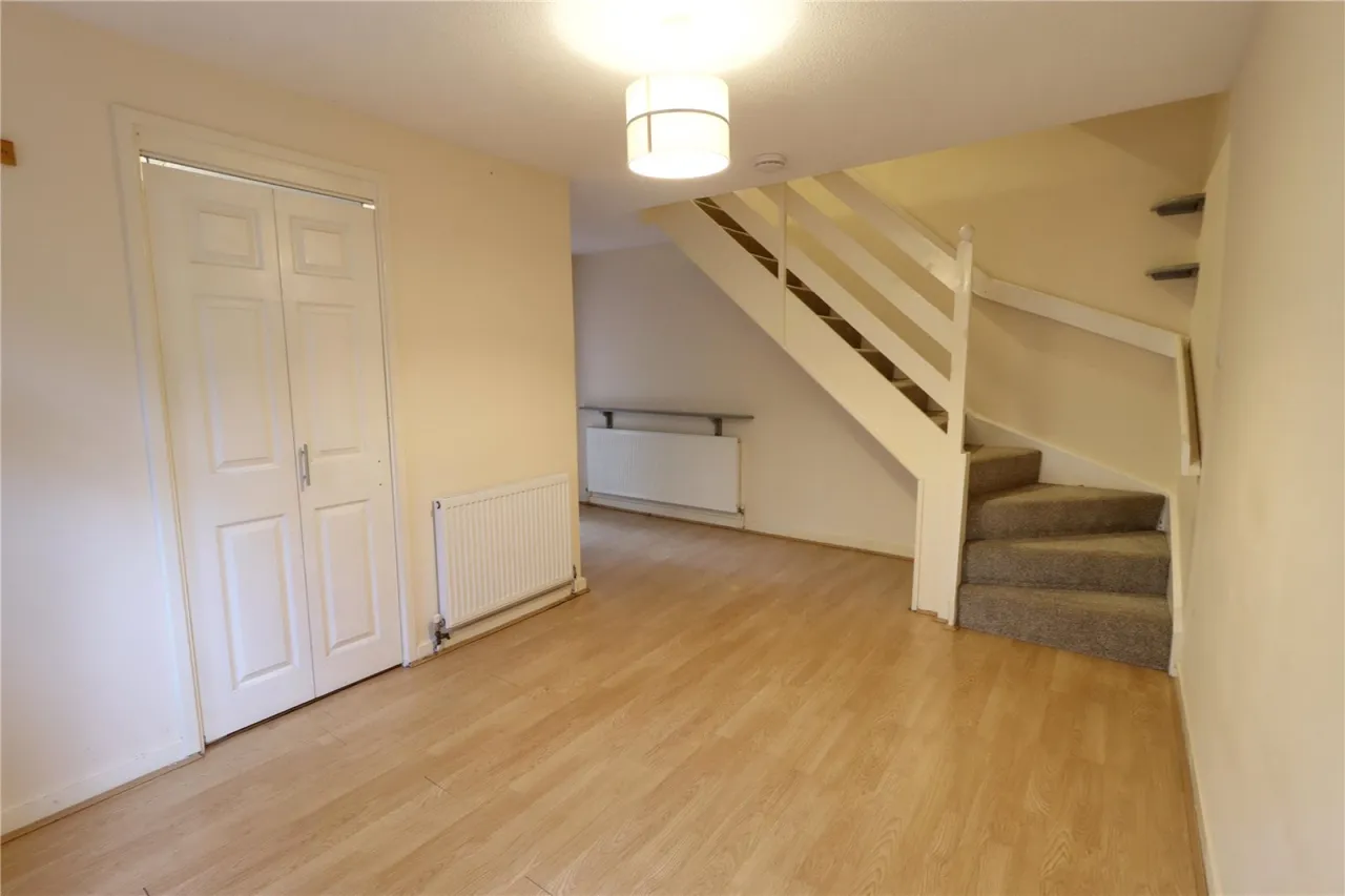 Larks Meade, Earley, RG6, photo 4