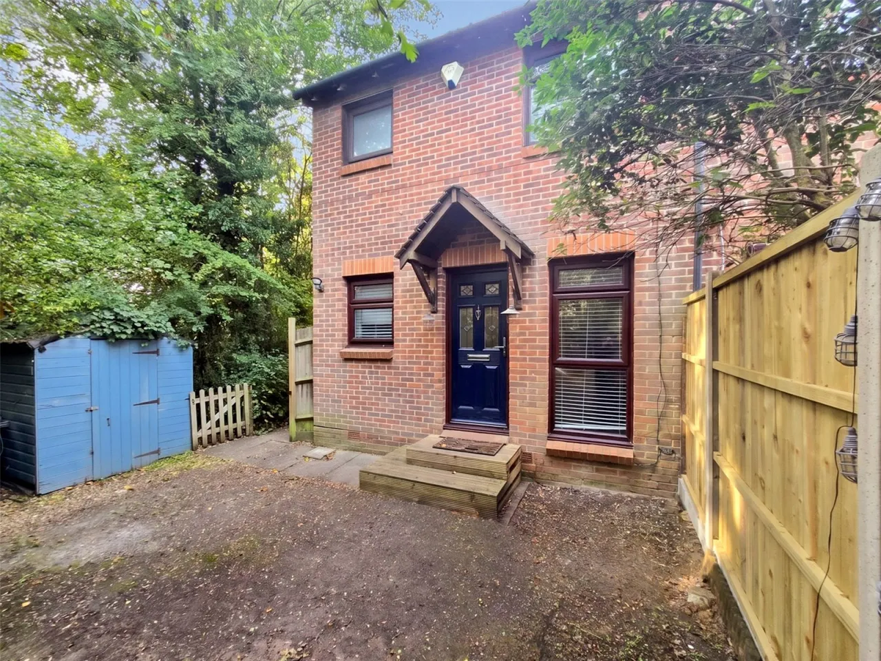 1 bed house for sale, Larks Meade, Earley, RG6