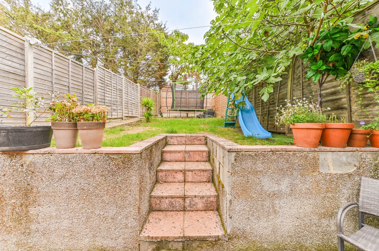 Flat 1, 12 Dale Park Road, London, photo 4