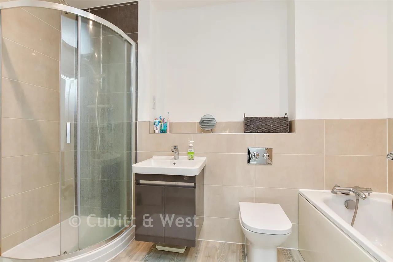 Clarks Croft, Ringmer, BN8, photo 13