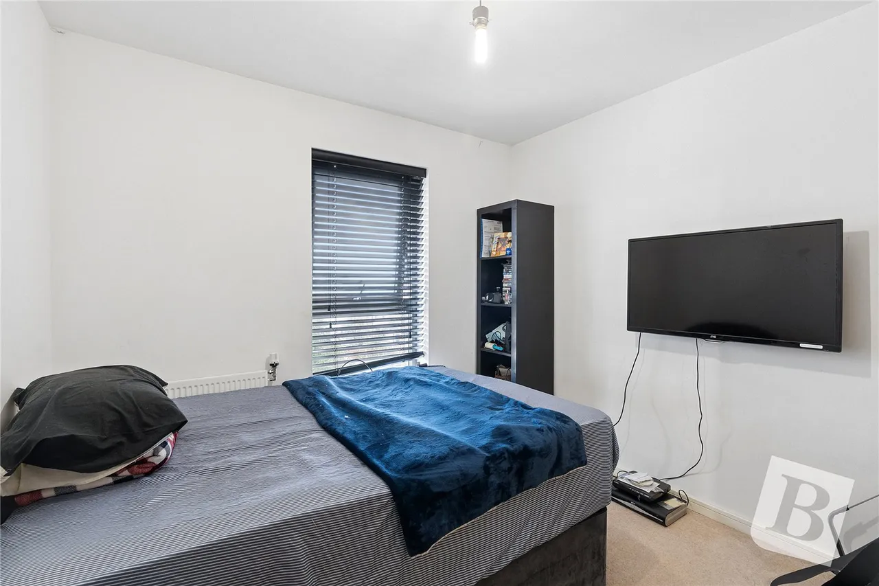 Ager Avenue, Dagenham, RM8, photo 6