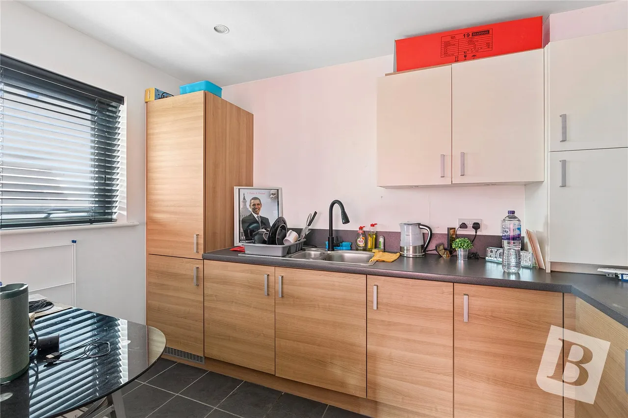 Ager Avenue, Dagenham, RM8, photo 5