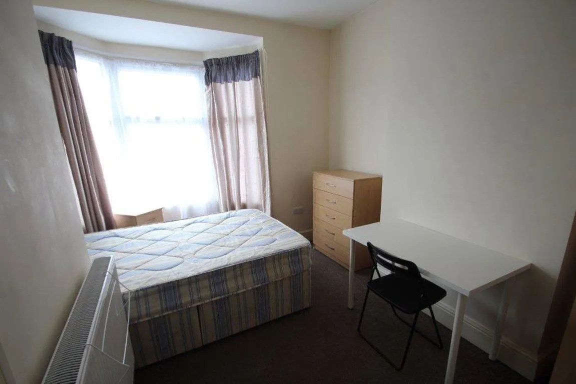 Stuart Street, Leicester, LE3, photo 13
