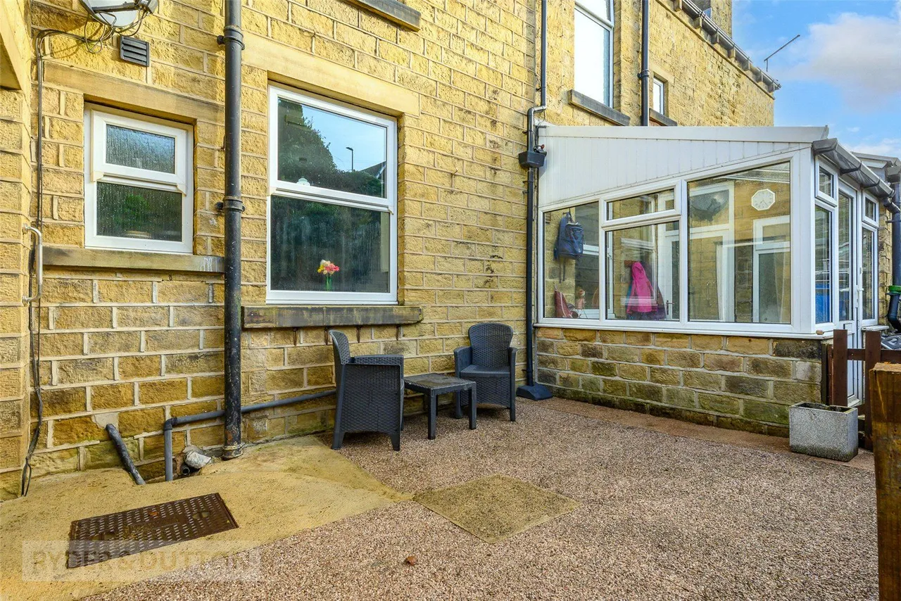 Oakes Lane, Brockholes, HD9, photo 16